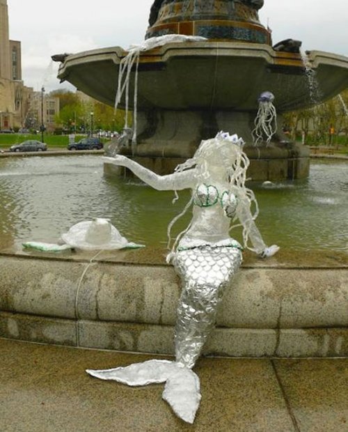 ���������� �������� ��������� �� ������ �Off the Roll� 2012