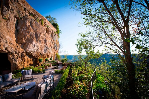 ���������� Domus Civita, ���������� � �������