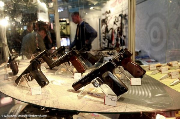 ������, �������������� �� ������������� �������� "Arms & Hunting 2012"