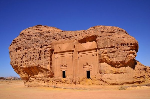 ����������� ����������� � ������-����� (Madain Saleh) � ���������� ������