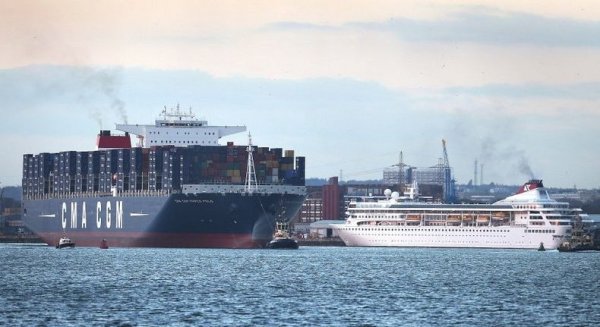 CMA CGM Marco Polo � ���������� � ���� �����-�������������