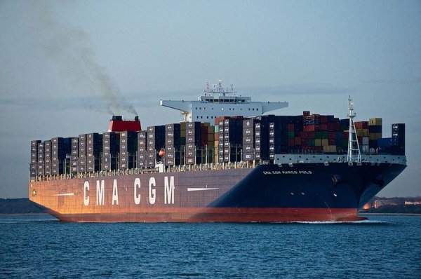 CMA CGM Marco Polo � ���������� � ���� �����-�������������