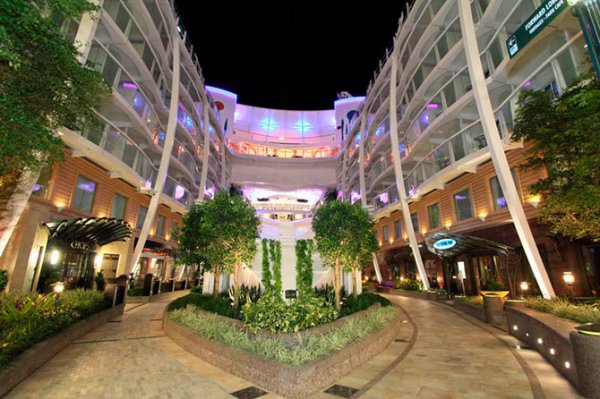 Allure of the Seas � ���������� � ���� �������� ������