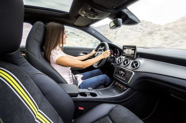 Mercedes-Benz CLA � ������� ���������� Detroit Auto Show 2013 (27 ����)