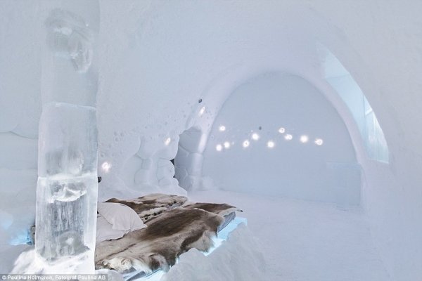 ����������� ����� ��������� Icehotel � ������ (18 ����)