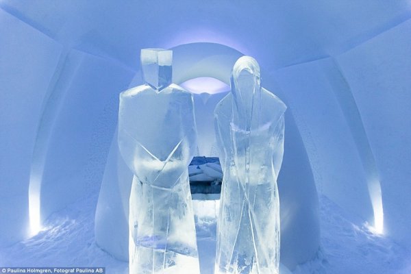 ����������� ����� ��������� Icehotel � ������ (18 ����)
