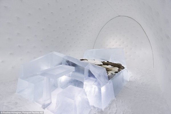 ����������� ����� ��������� Icehotel � ������ (18 ����)
