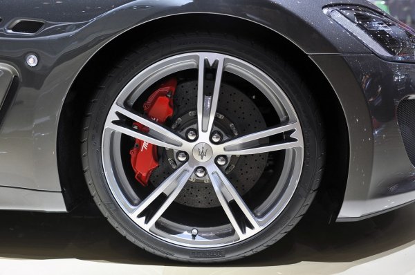 ������������ Geneva Motor Show 2013 (73 ����)