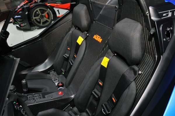 ������������ Geneva Motor Show 2013 (73 ����)