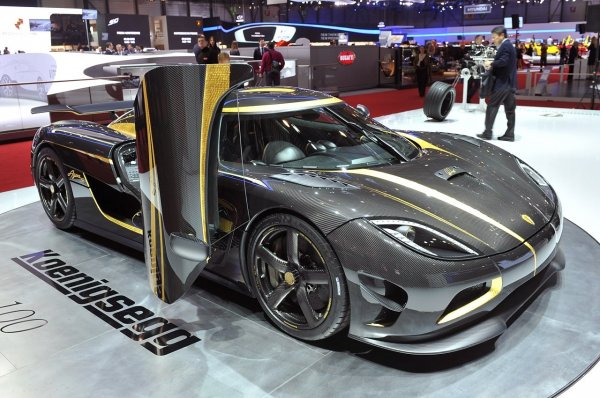 ������������ Geneva Motor Show 2013 (73 ����)