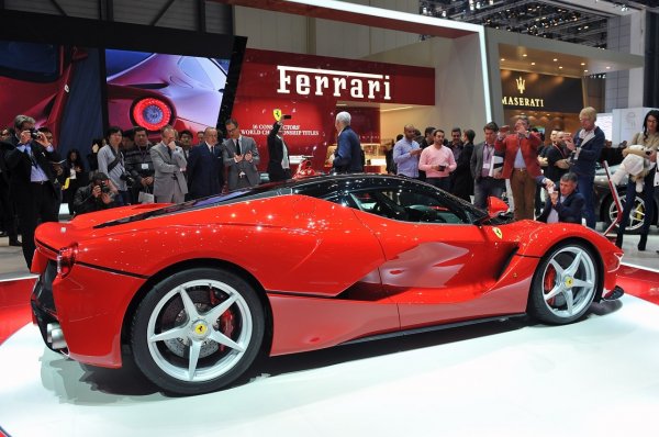 ������������ Geneva Motor Show 2013 (73 ����)