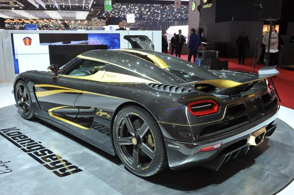 ������������ Geneva Motor Show 2013 (73 ����)