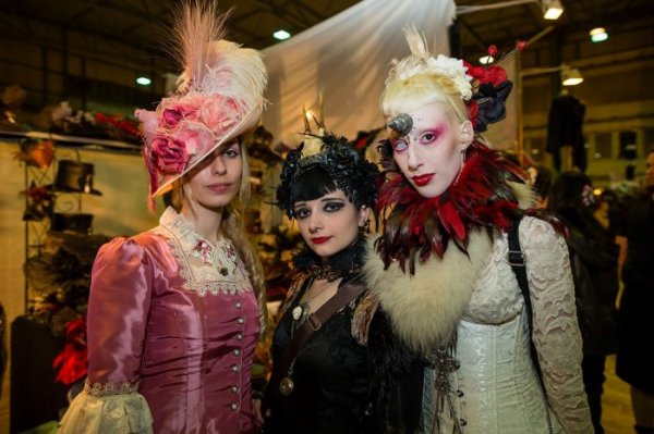 ��������� ��������� Wave-Gotik Treffen 2013, ���������� � �������� (23 ����)