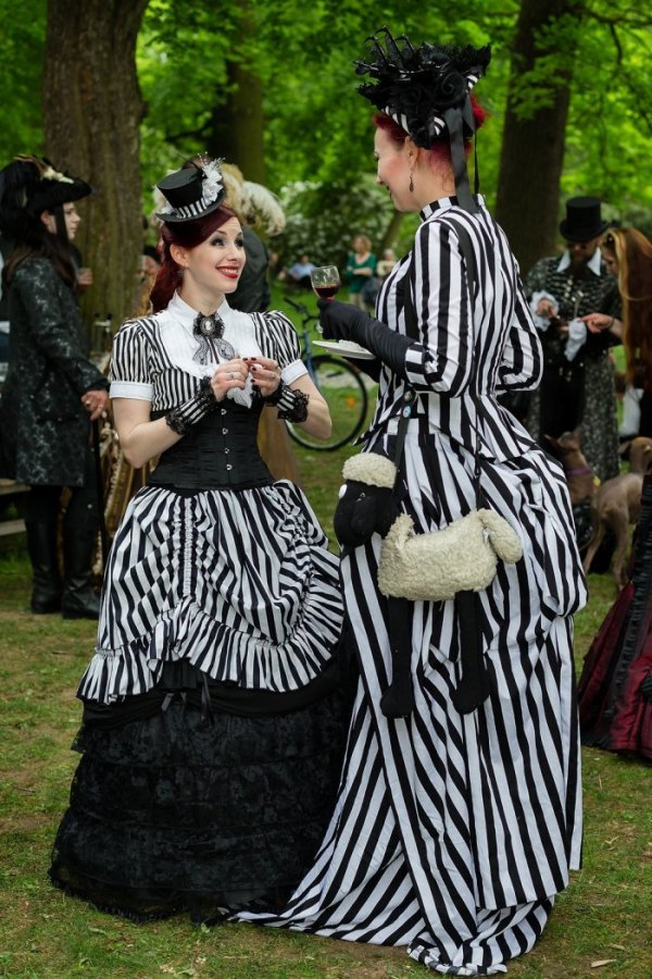 ��������� ��������� Wave-Gotik Treffen 2013, ���������� � �������� (23 ����)