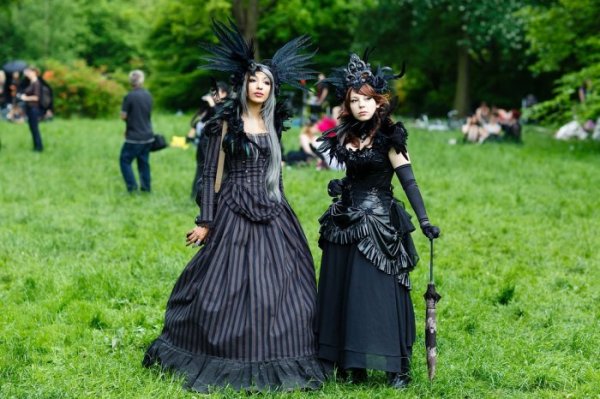 ��������� ��������� Wave-Gotik Treffen 2013, ���������� � �������� (23 ����)