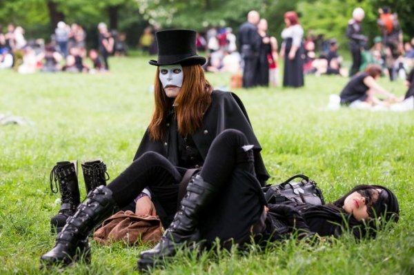 ��������� ��������� Wave-Gotik Treffen 2013, ���������� � �������� (23 ����)