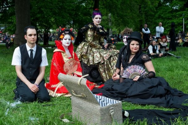 ��������� ��������� Wave-Gotik Treffen 2013, ���������� � �������� (23 ����)