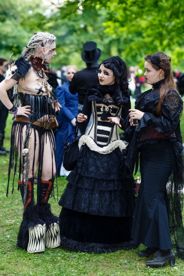 ��������� ��������� Wave-Gotik Treffen 2013, ���������� � �������� (23 ����)