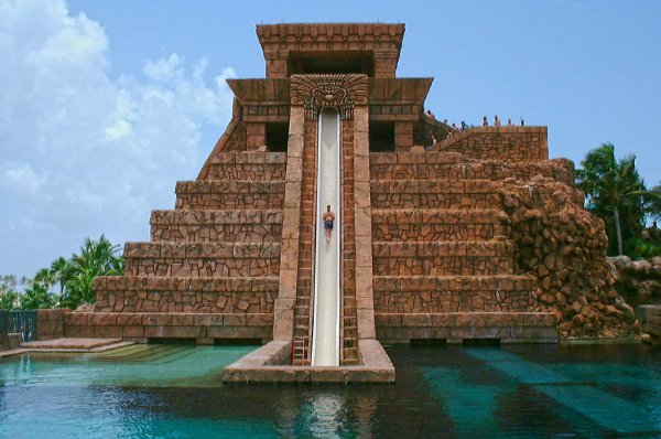 ��������� ������ ���� Aquaventure �� ������� (4 ���� + 1 �����)