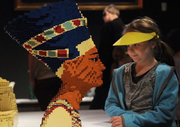 ���������� �� LEGO �� �������� ������ ������ (13 ����)