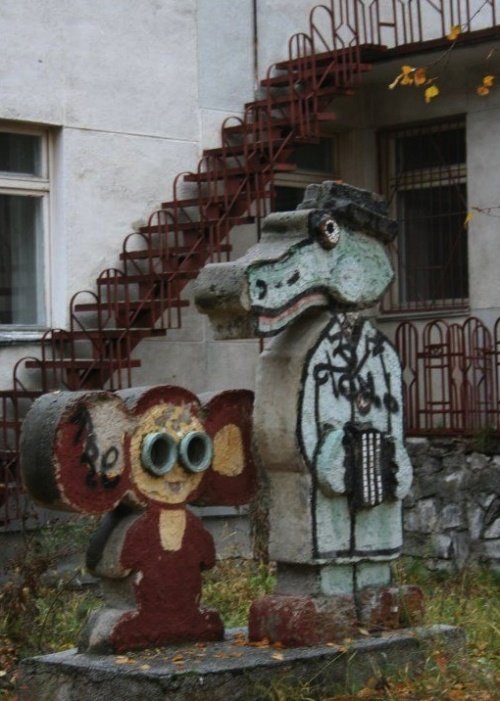 Жилищно-коммунальное искусство (19 фото) Жилищно-коммунальное искусство (19 фото)