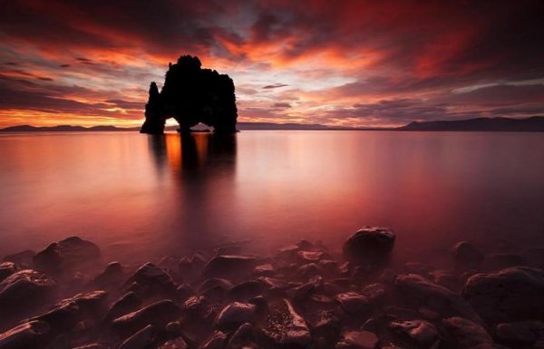��������� ����� Hvitserkur (18 ����)