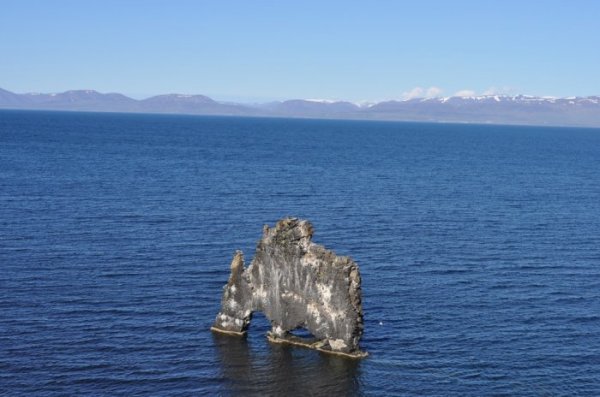 ��������� ����� Hvitserkur (18 ����)