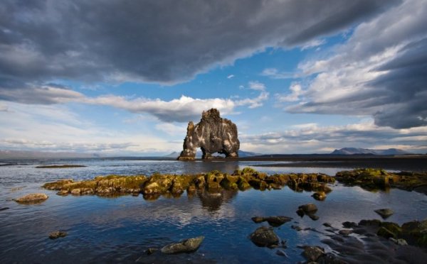 ��������� ����� Hvitserkur (18 ����)