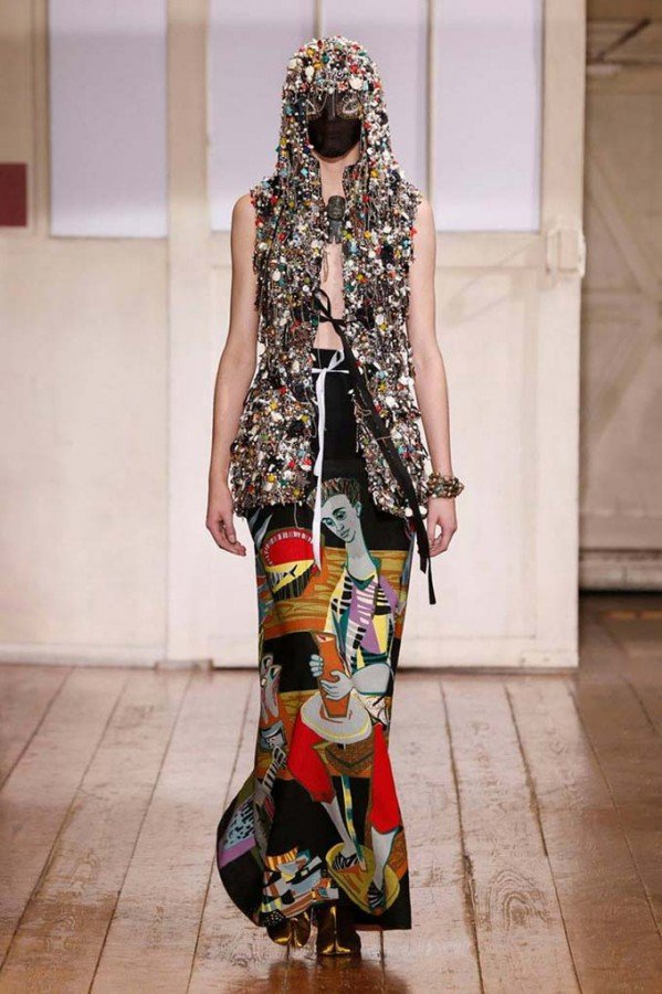 Показ Maison Martin Margiela Haute Couture весна/лето 2014 (22 фото) Показ Maison Martin Margiela Haute Couture весна/лето 2014 (22 фото)