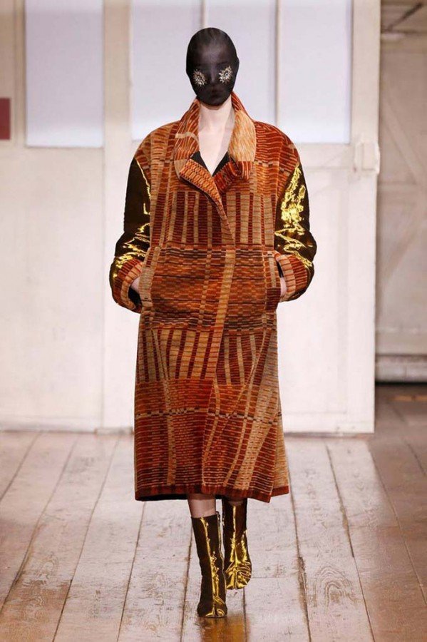 Показ Maison Martin Margiela Haute Couture весна/лето 2014 (22 фото) Показ Maison Martin Margiela Haute Couture весна/лето 2014 (22 фото)