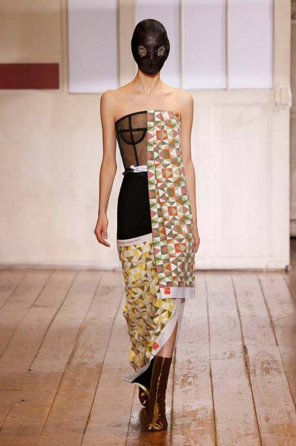 Показ Maison Martin Margiela Haute Couture весна/лето 2014 (22 фото) Показ Maison Martin Margiela Haute Couture весна/лето 2014 (22 фото)