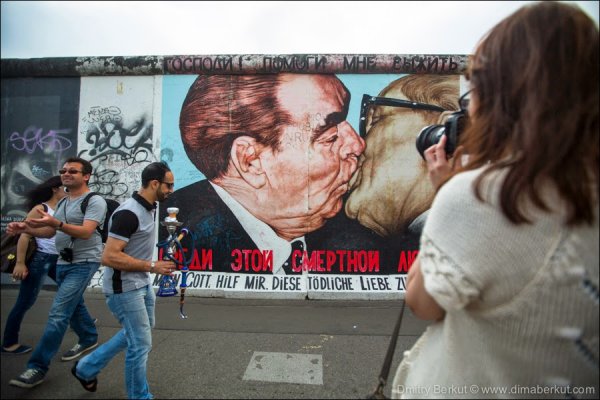 ��������-������� ��� �������� ����� East Side Gallery (20 ����)