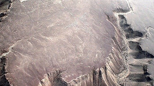 Самые гигантские рисунки на Земле (30 фото) Самые гигантские рисунки на Земле (30 фото)