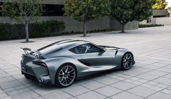 �������-��� Toyota FT-1 ������� ��������� (10 ����)