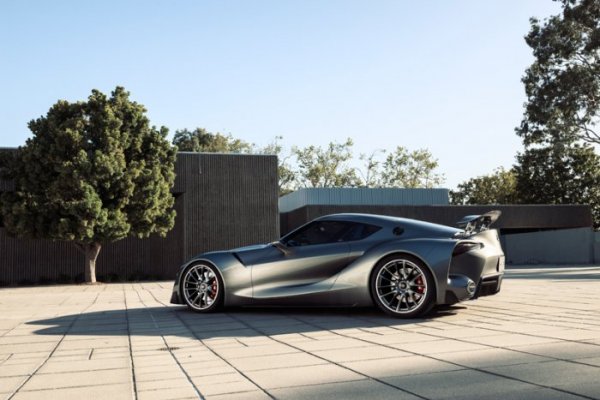 �������-��� Toyota FT-1 ������� ��������� (10 ����)