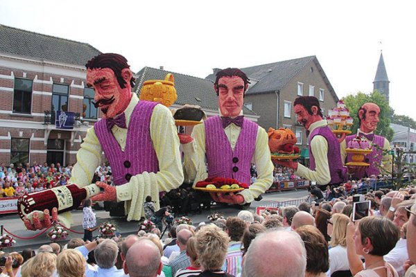 � ����������� ������ ����� ������ Corso Zundert 2014 (27 ����)