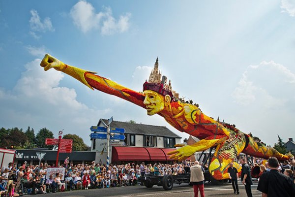 � ����������� ������ ����� ������ Corso Zundert 2014 (27 ����)
