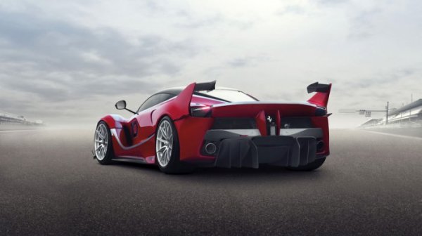 Ferrari FXX K � ����� ������ �������� (6 ����)