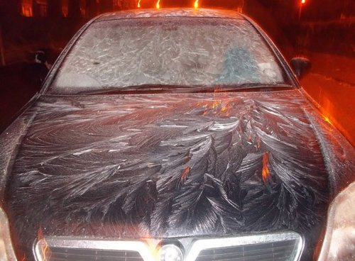Автомобили как произведения ледяного искусства (28 фото) Автомобили как произведения ледяного искусства (28 фото)