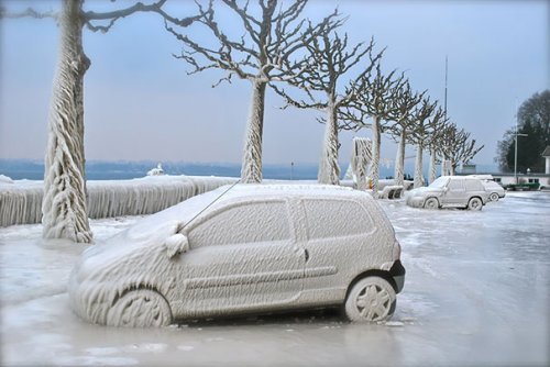 Автомобили как произведения ледяного искусства (28 фото) Автомобили как произведения ледяного искусства (28 фото)
