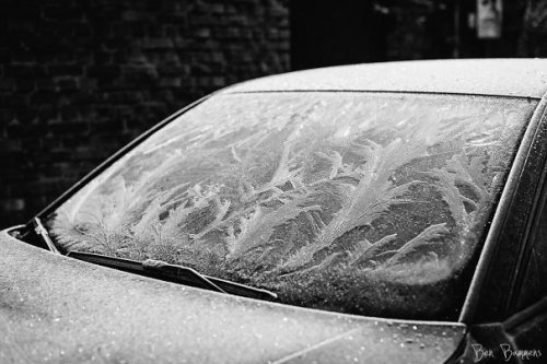 Автомобили как произведения ледяного искусства (28 фото) Автомобили как произведения ледяного искусства (28 фото)