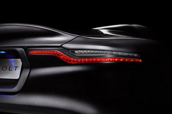 ������������ �������� Thunderbolt �� Galpin Aston Martin (11 ����)