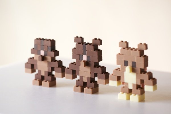 Шоколадный конструктор LEGO от Акихиро Мицуучи (12 фото) Шоколадный конструктор LEGO от Акихиро Мицуучи (12 фото)