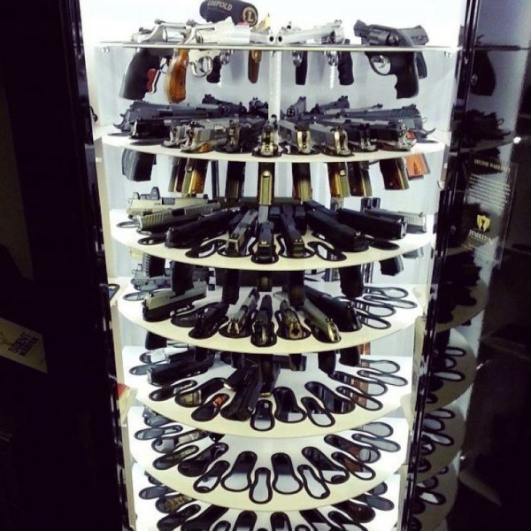 ��������� ��������� ����� �� Pendleton Safes (9 ����)