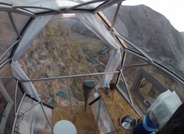 Natura Vive Skylodge � ��������� ��� ����������� (9 ����)