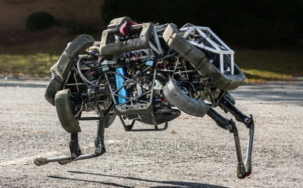 �������� Boston Dynamics ������� ����� ������-������