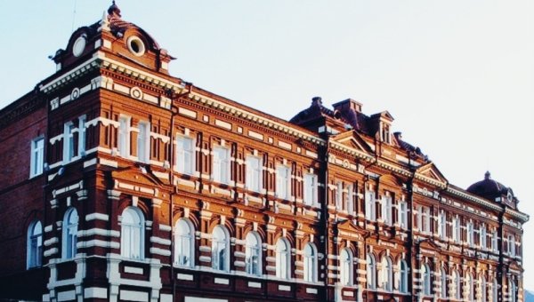 В Томске прошла выставка картин, созданных в соответствии с уникальной китайской методикой