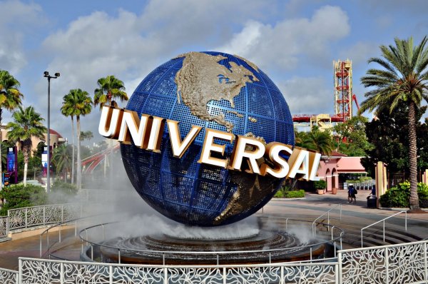 Universal ���������� ��������� ��� ����� �����������