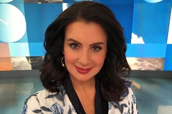 Екатерина Стриженова поймала огромную рыбу в Подмосковье
