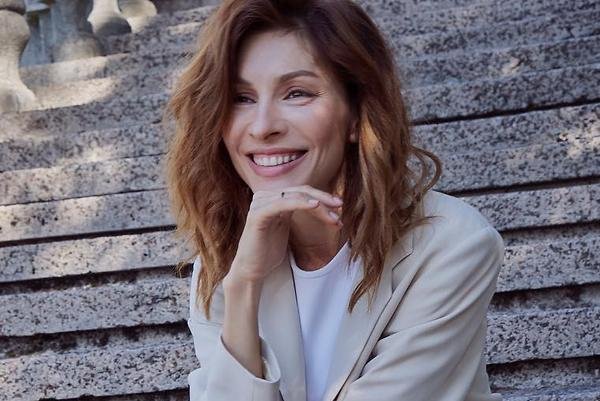 Елена Подкаминская перестала скрывать мужа